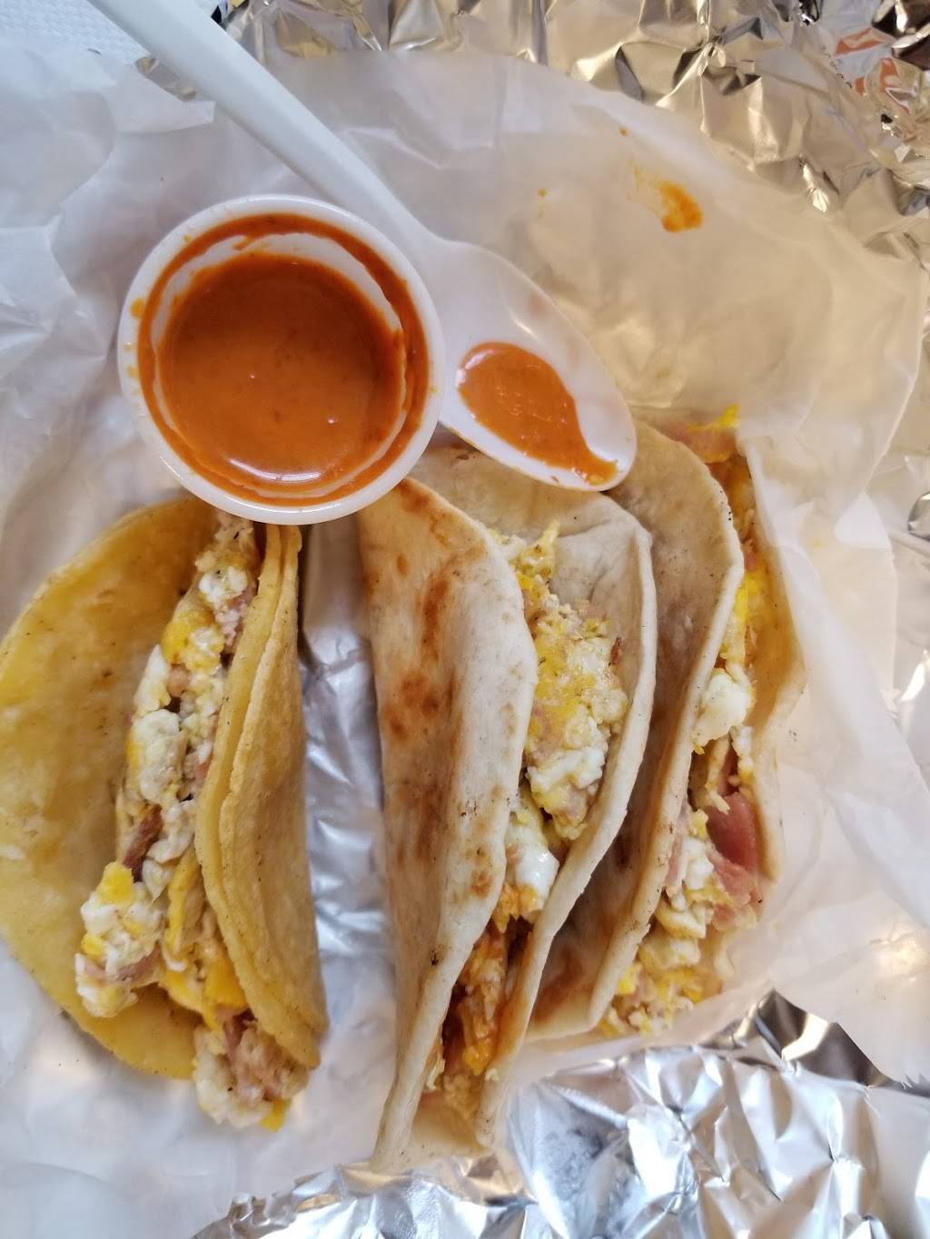 Taqueria Don Tin | restaurant | 693 W 23rd St, Houston, TX 77008, USA | 8323960519 OR +1 832-396-0519