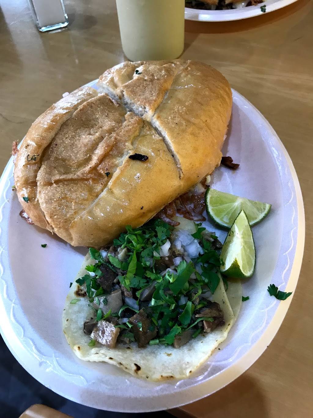 Tacos La Banqueta Puro DF | restaurant | 3300 K Ave, Plano, TX 75074, USA | 2142999644 OR +1 214-299-9644