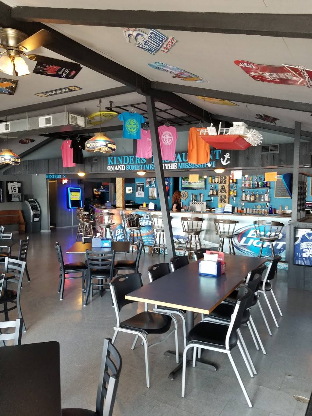 Kinders Restaurant | restaurant | 148 RR 1 Box, Golden Eagle, IL 62036, USA | 6188832586 OR +1 618-883-2586