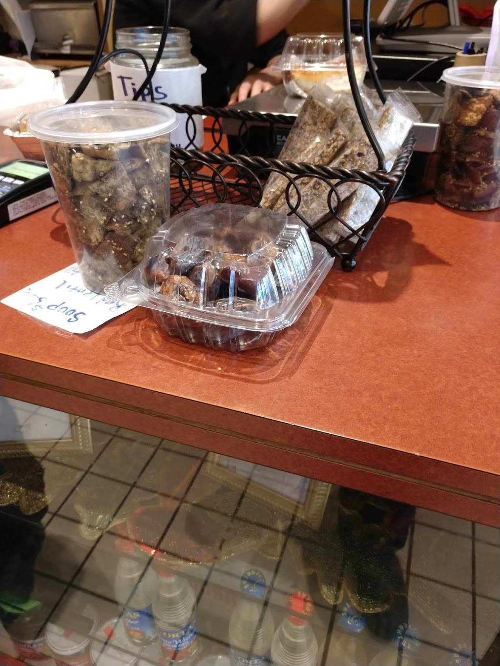 The Family Store | restaurant | 6905 3rd Ave, Brooklyn, NY 11209, USA | 7187480207 OR +1 718-748-0207