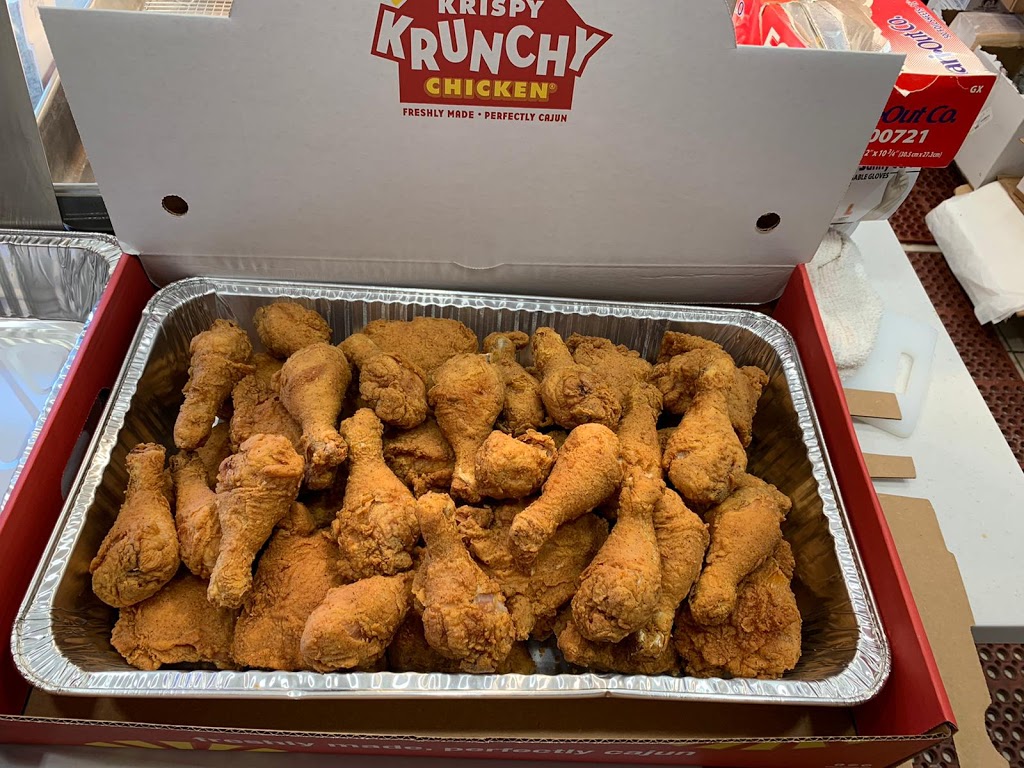 KRISPY KRUNCHY CHICKEN BAYVIEW | meal takeaway | 92 Charter Oak Ave #11, San Francisco, CA 94124, USA | 5107035443 OR +1 510-703-5443