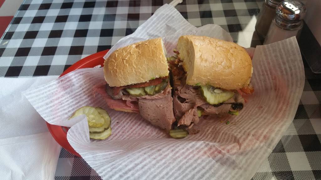 Loose Caboose | restaurant | 934 Park Row, Salinas, CA 93901, USA | 8314227169 OR +1 831-422-7169