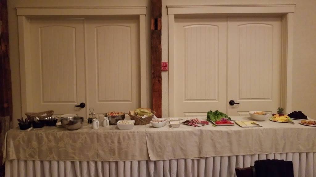 Coast Bar + Bistro | restaurant | 10 Water St, Brunswick, ME 04011, USA | 2073731824 OR +1 207-373-1824