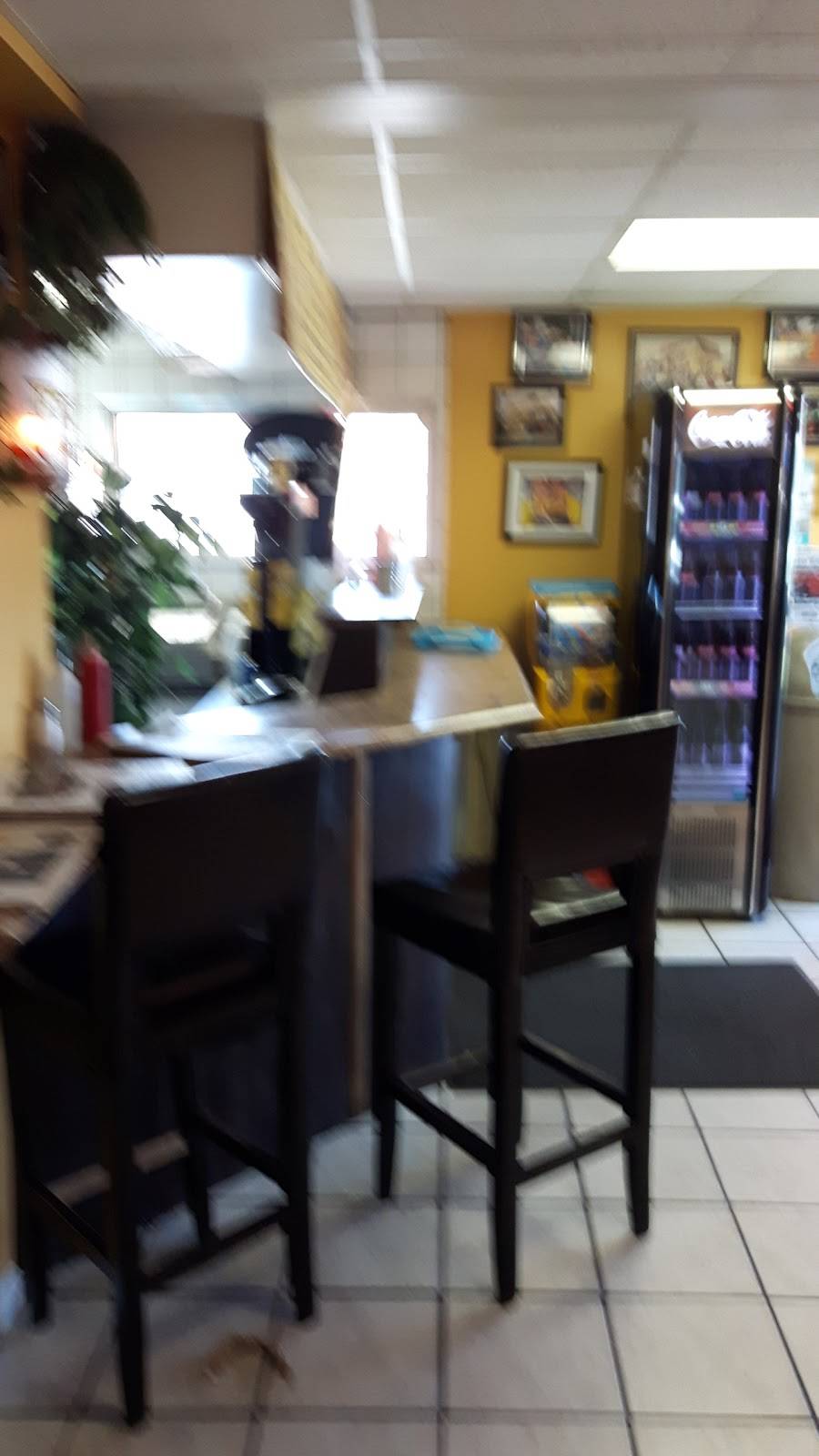 Chez Fritz | restaurant | 562 Boulevard Maloney E, Gatineau, QC J8P 1G1, Canada | 8196639195 OR +1 819-663-9195