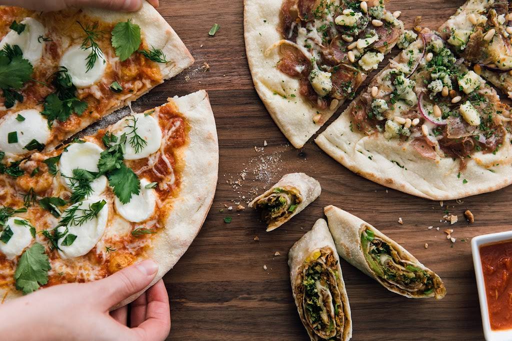 La Piazzetta St-Hyacinthe | meal takeaway | 494 Avenue Saint-Simon, Saint-Hyacinthe, QC J2S 5C2, Canada | 4507743375 OR +1 450-774-3375