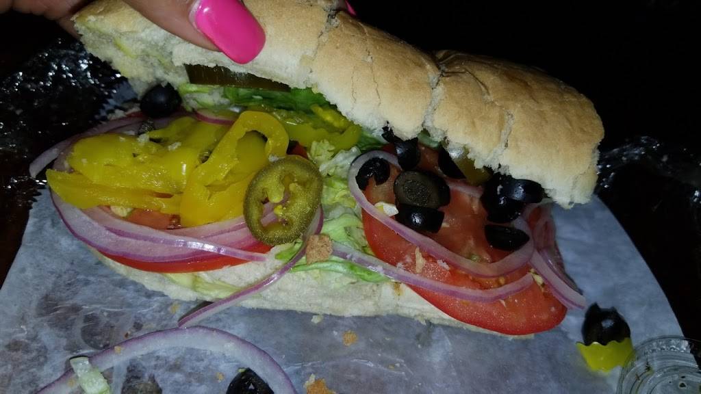 The Yellow Submarine | restaurant | 8651 Hiram Acworth Hwy, Dallas, GA 30157, USA | 7706727590 OR +1 770-672-7590