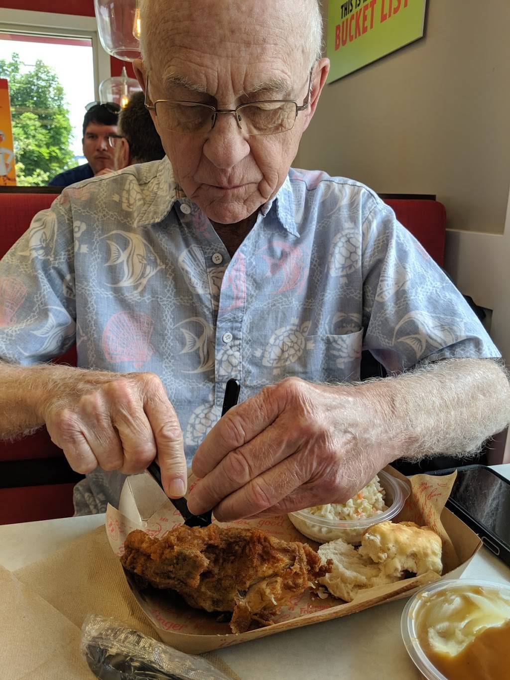 KFC | restaurant | 311 N US 31 South, Traverse City, MI 49685, USA | 2319435025 OR +1 231-943-5025