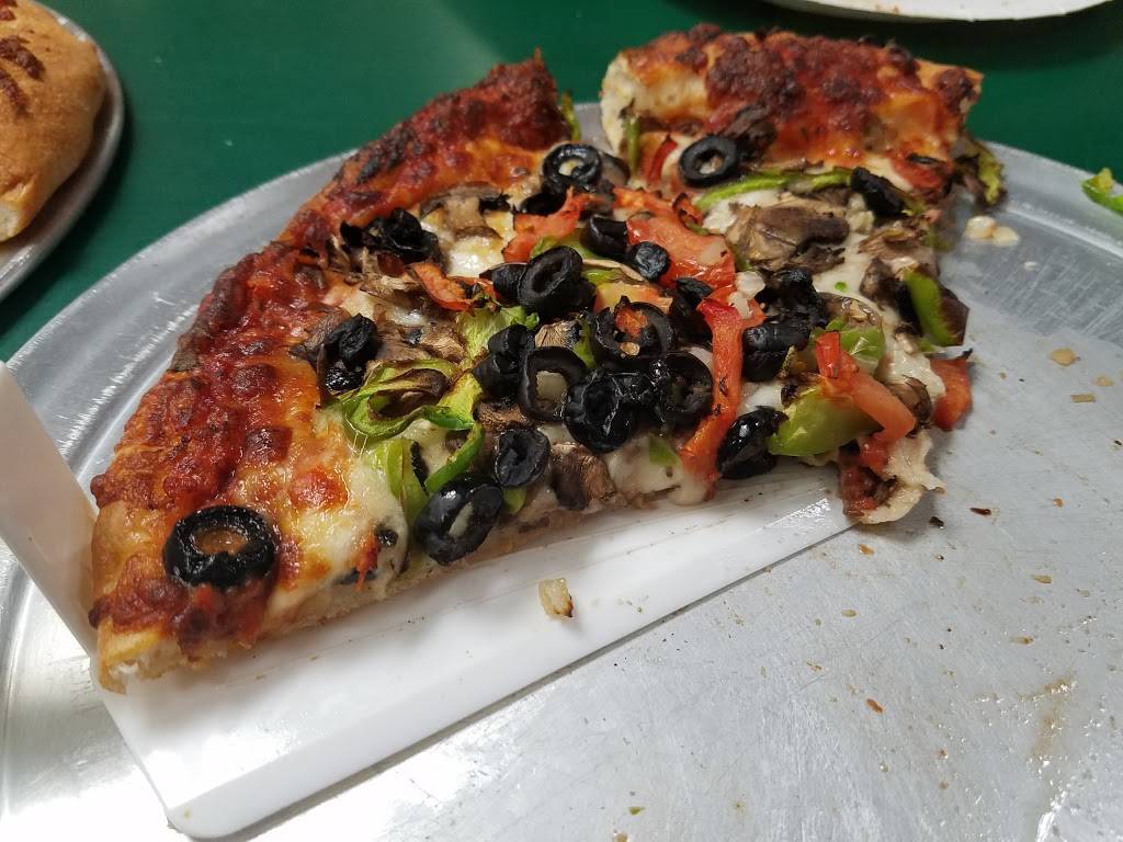 Pizza Factory | restaurant | 40915 Sierra Dr, Three Rivers, CA 93271, USA | 5595611018 OR +1 559-561-1018