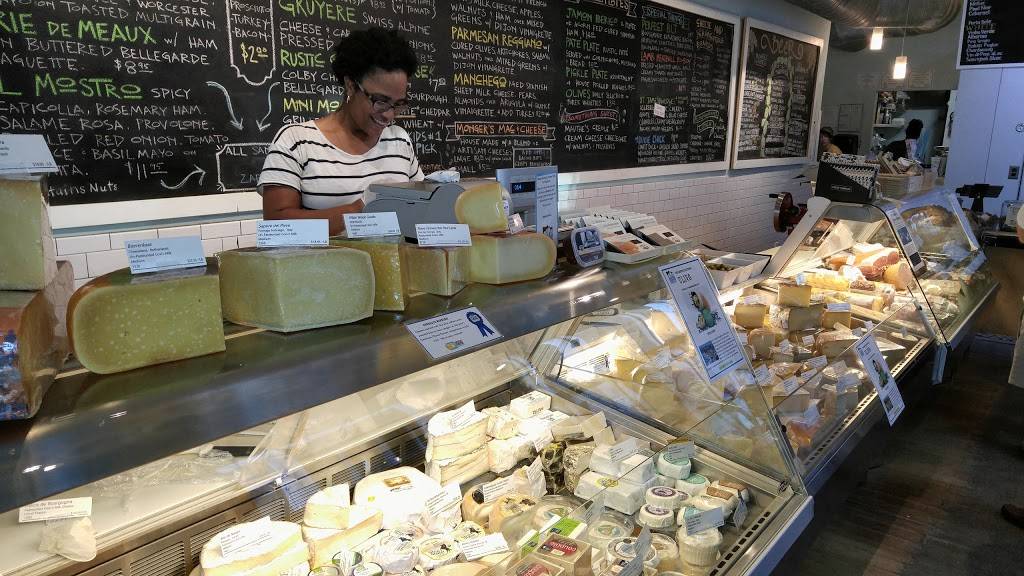 St. James Cheese Company - Uptown | restaurant | 5004 Prytania St, New Orleans, LA 70115, USA | 5048994737 OR +1 504-899-4737