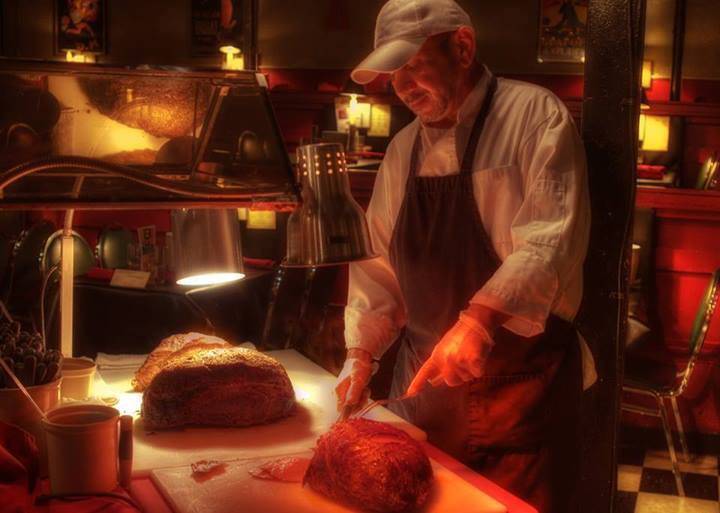 The Barn Dinner Theatre | restaurant | 120 Stage Coach Trail, Greensboro, NC 27409, USA | 3362922211 OR +1 336-292-2211