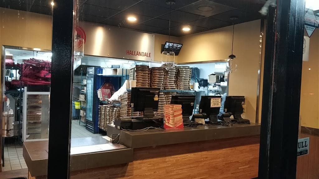 Pizza Hut | meal delivery | 718 N Federal Hwy, Hallandale Beach, FL 33009, USA | 9544588800 OR +1 954-458-8800