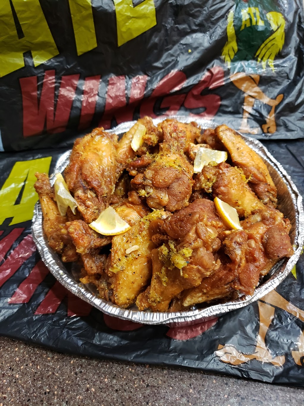 ATL Wings | restaurant | 1579 N Dysart Rd Suite H, Avondale, AZ 85392, USA | 6233998707 OR +1 623-399-8707
