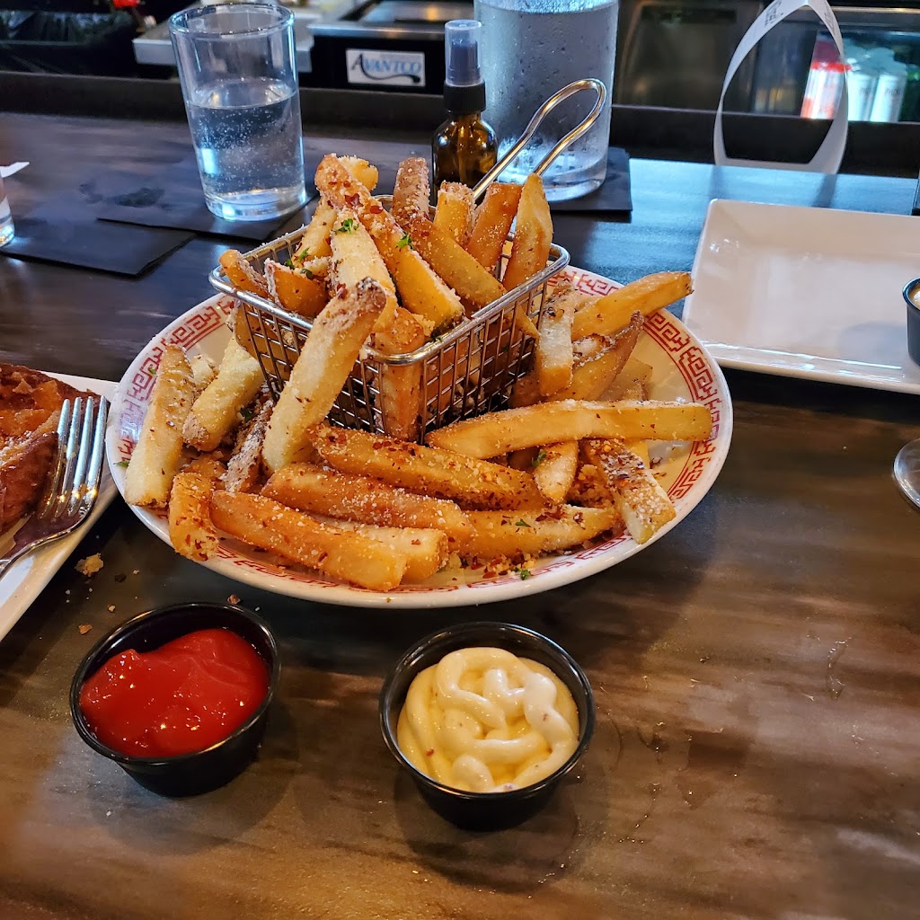 Tavern | restaurant | 1904 Broadway, Nashville, TN 37203, USA | 6153208580 OR +1 615-320-8580