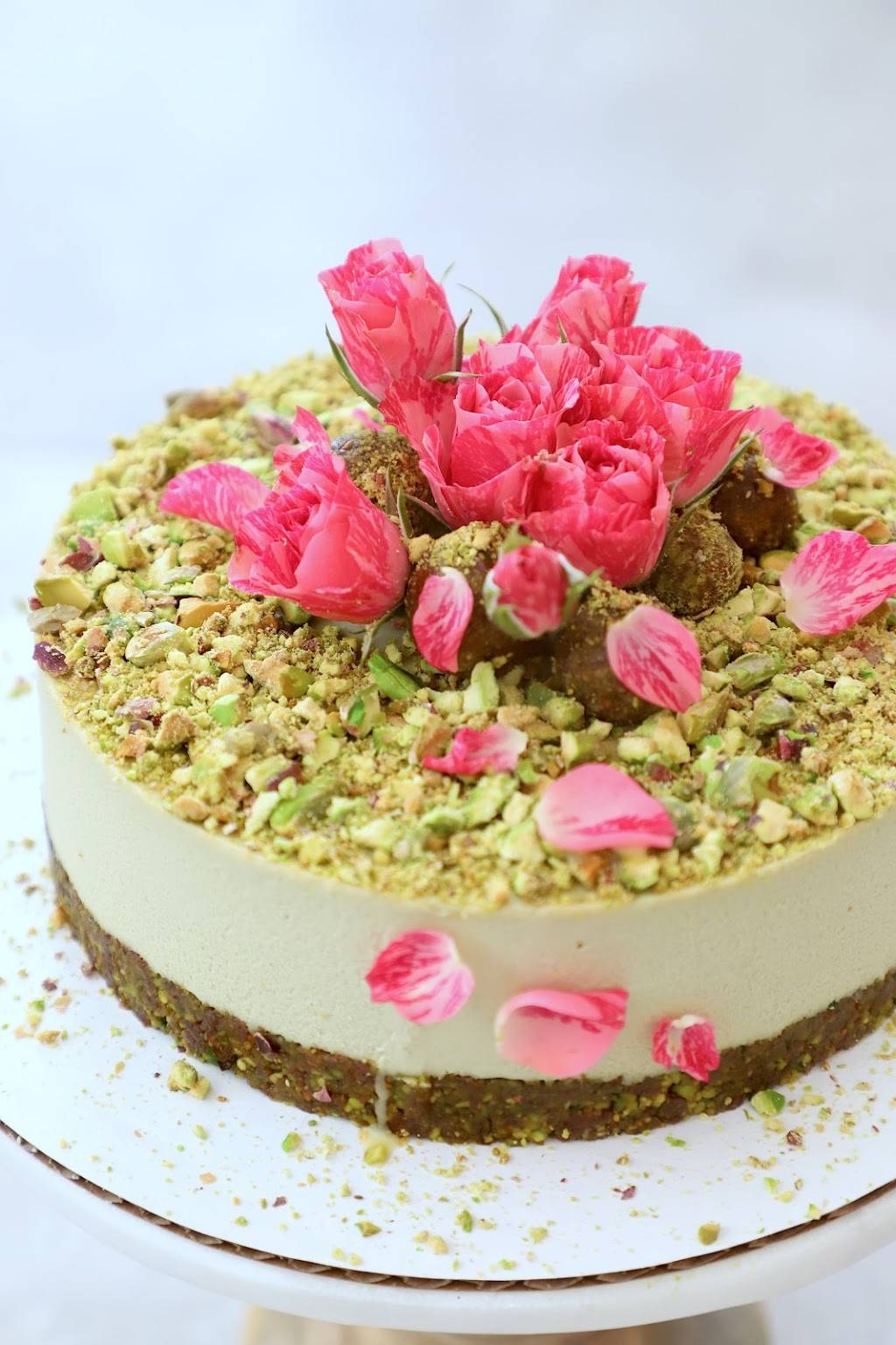 Planthropie | cafe | 135 Pierce St, Birmingham, MI 48009, USA | 2488395640 OR +1 248-839-5640