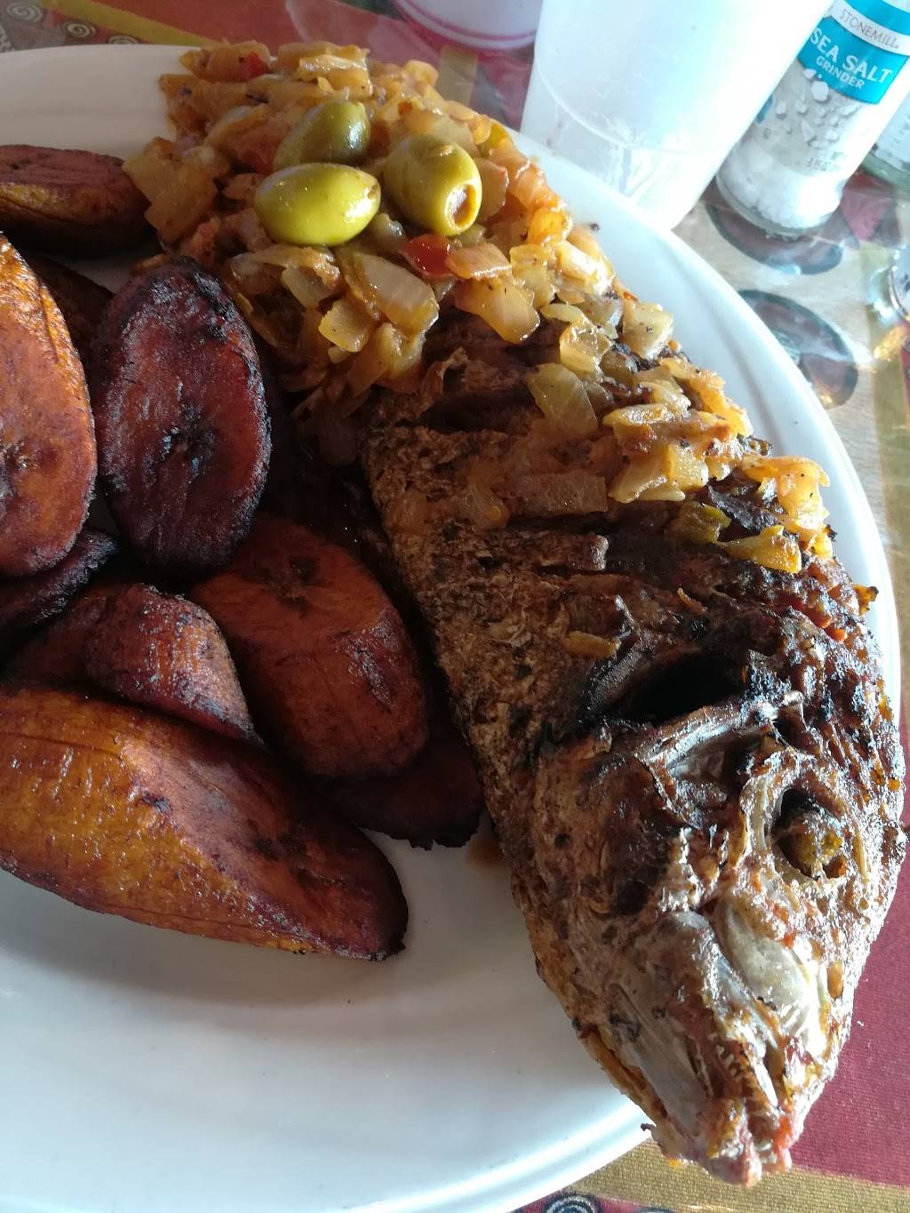 Yassa African Restaurant | restaurant | 3511 S King Dr, Chicago, IL 60653, USA | 7734885599 OR +1 773-488-5599