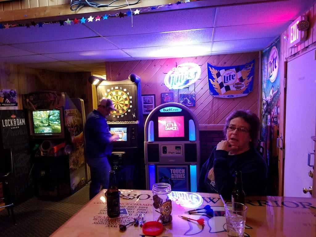 Sportsmans Bar | night club | 106 E Main Ave, Clitherall, MN 56524, USA | 2188641000 OR +1 218-864-1000