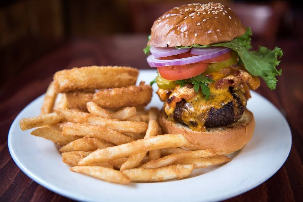 Brooklyn Pub | restaurant | 689 6th Ave, Brooklyn, NY 11215, USA | 7183690088 OR +1 718-369-0088