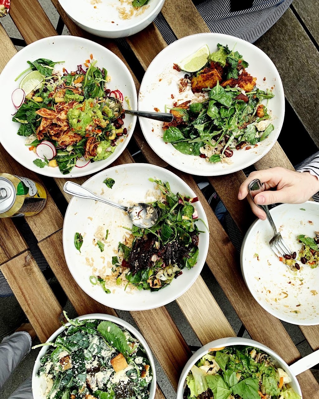 Bounty Kitchen Capitol Hill | restaurant | 550 19th Ave E, Seattle, WA 98112, USA | 2067172154 OR +1 206-717-2154