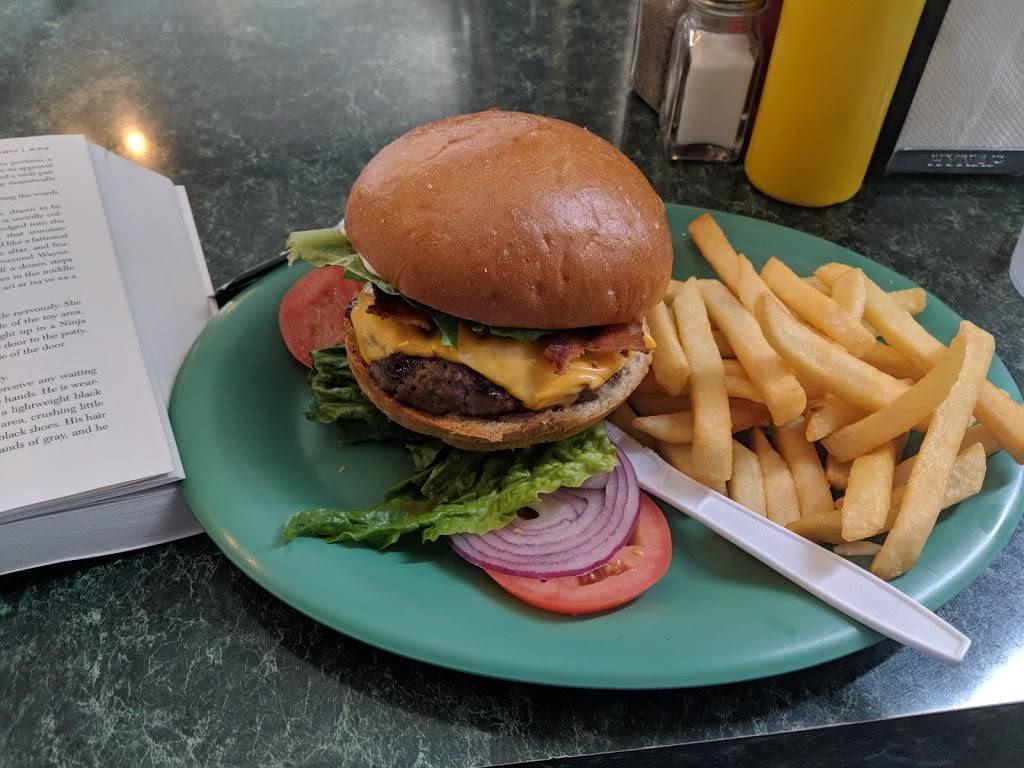 Burger Gourmet | restaurant | 351 19th St, Oakland, CA 94612, USA | 5102689022 OR +1 510-268-9022