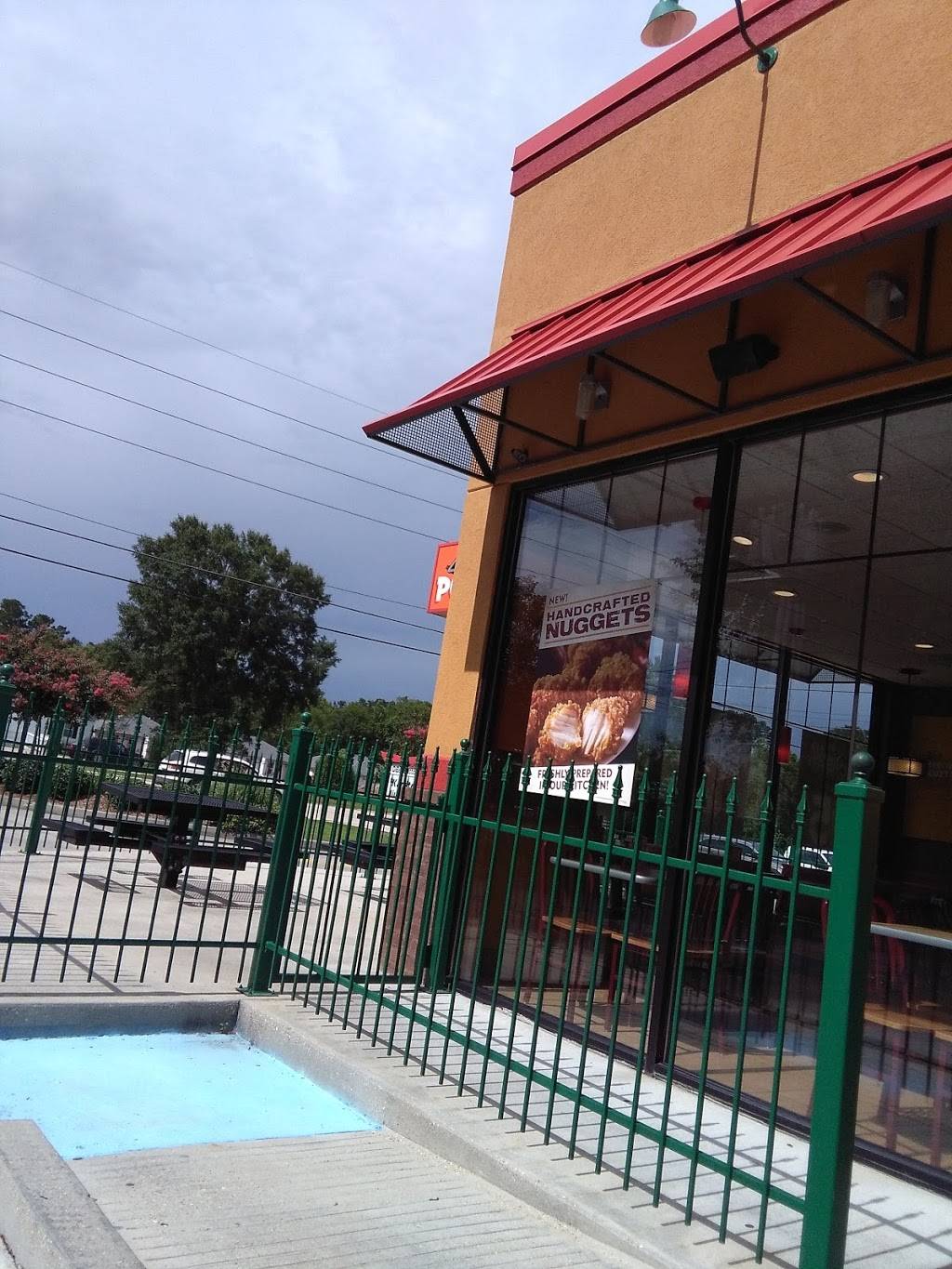 Popeyes Louisiana Kitchen | restaurant | 14274 W University Ave, Hammond, LA 70401, USA | 9855420174 OR +1 985-542-0174