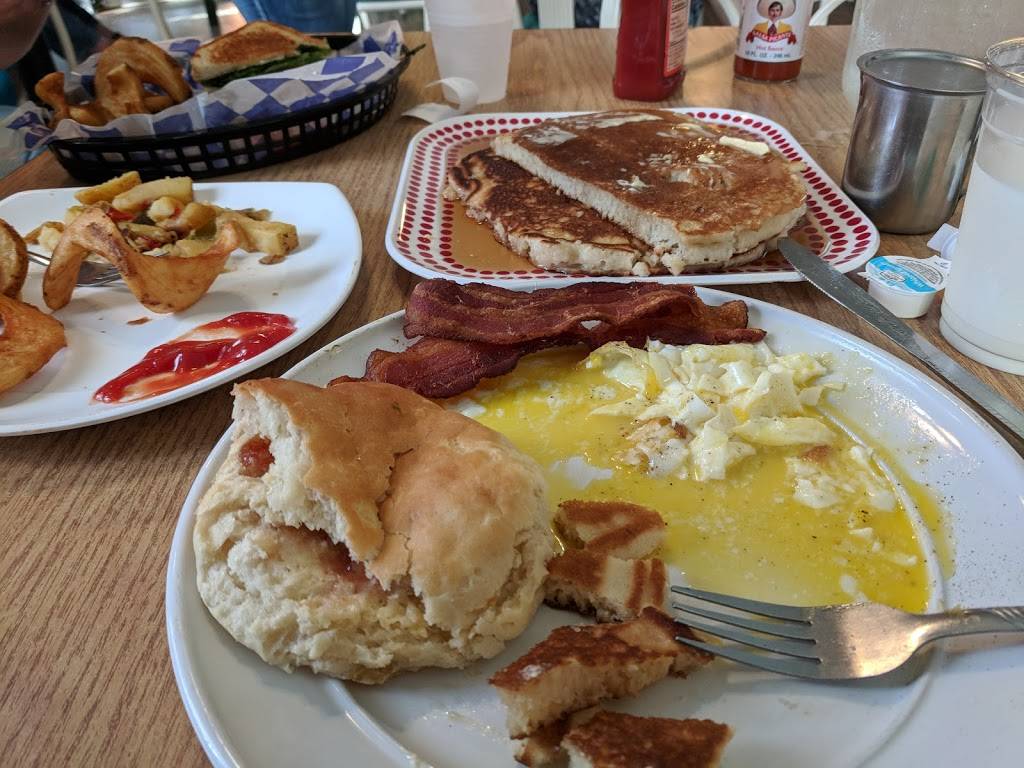 Toasted | restaurant | 1932 Sam Houston Ave, Huntsville, TX 77340, USA | 9364394842 OR +1 936-439-4842