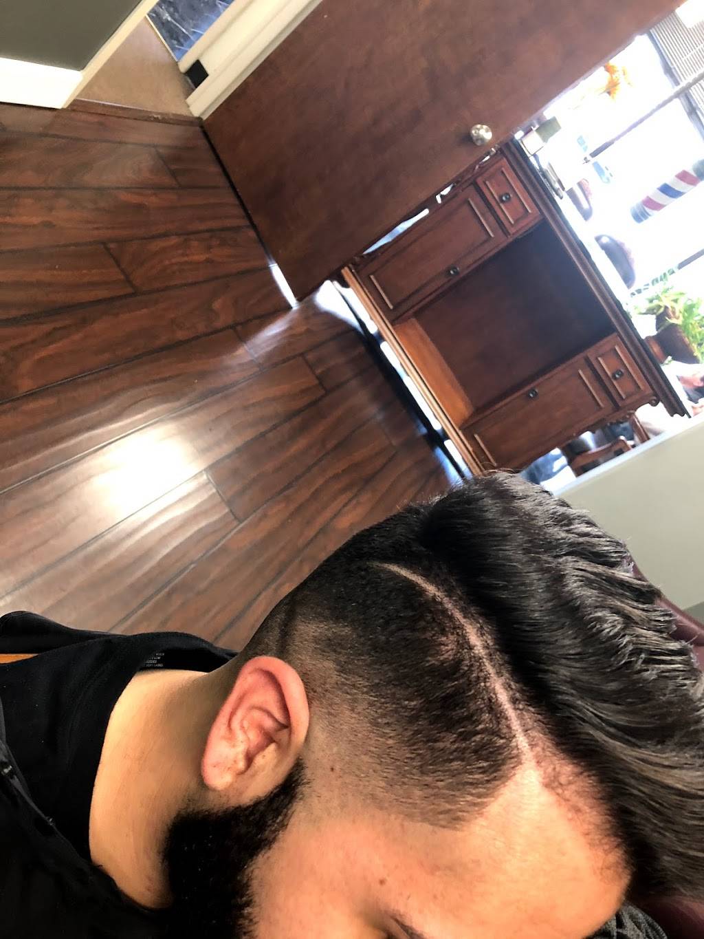 Otro Rollo Estética Y Barbería - Beauty Salón And Barber | restaurant | 4004 - C, Spring Garden St, Greensboro, NC 27407, USA | 3364605348 OR +1 336-460-5348