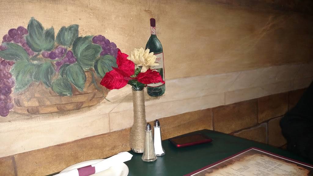 Salernos | restaurant | 3921 E Guadalupe Rd, Gilbert, AZ 85234, USA | 4808920040 OR +1 480-892-0040