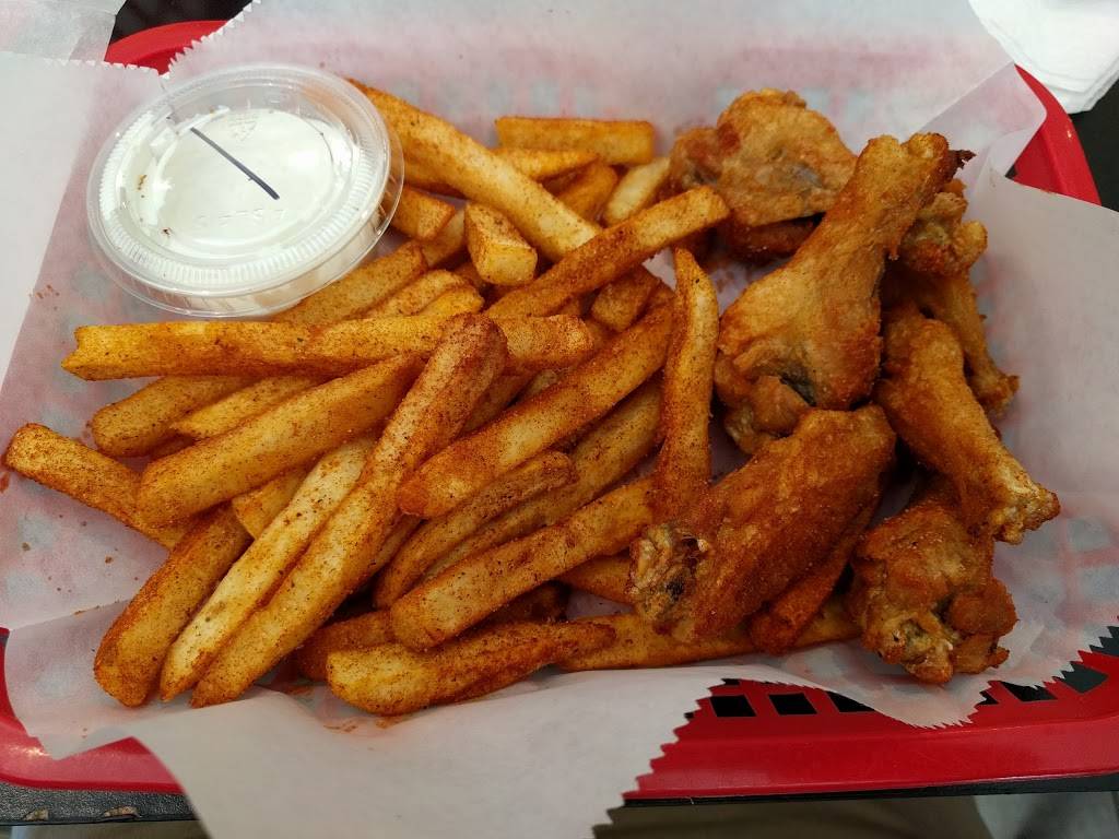 Bosses | restaurant | 5030 Poplar Ave Suite #3, Memphis, TN 38117, USA | 9016828080 OR +1 901-682-8080