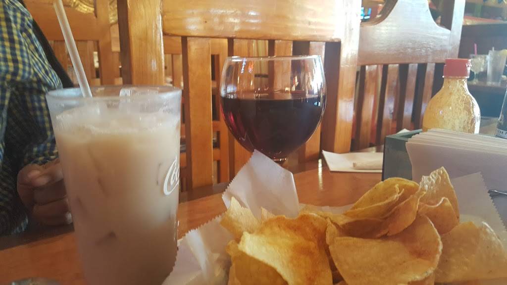 El Mariachi Mexican Bar & Grill | restaurant | 4623 W Gate City Blvd, Greensboro, NC 27407, USA | 3368342200 OR +1 336-834-2200