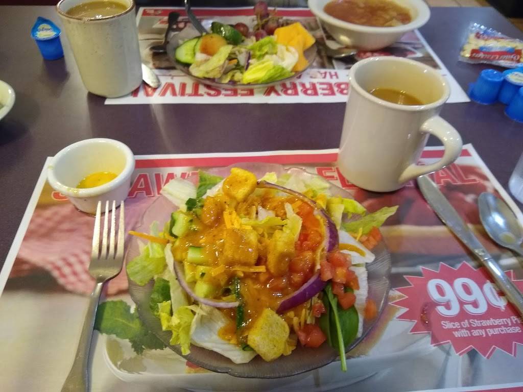 Clare Big Boy | restaurant | 10240 S Clare Ave, Clare, MI 48617, USA | 9893864525 OR +1 989-386-4525