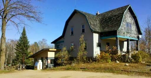 Thirsty Bear Pub | restaurant | W10968 County Rd J, Deerbrook, WI 54424, USA | 7156236414 OR +1 715-623-6414