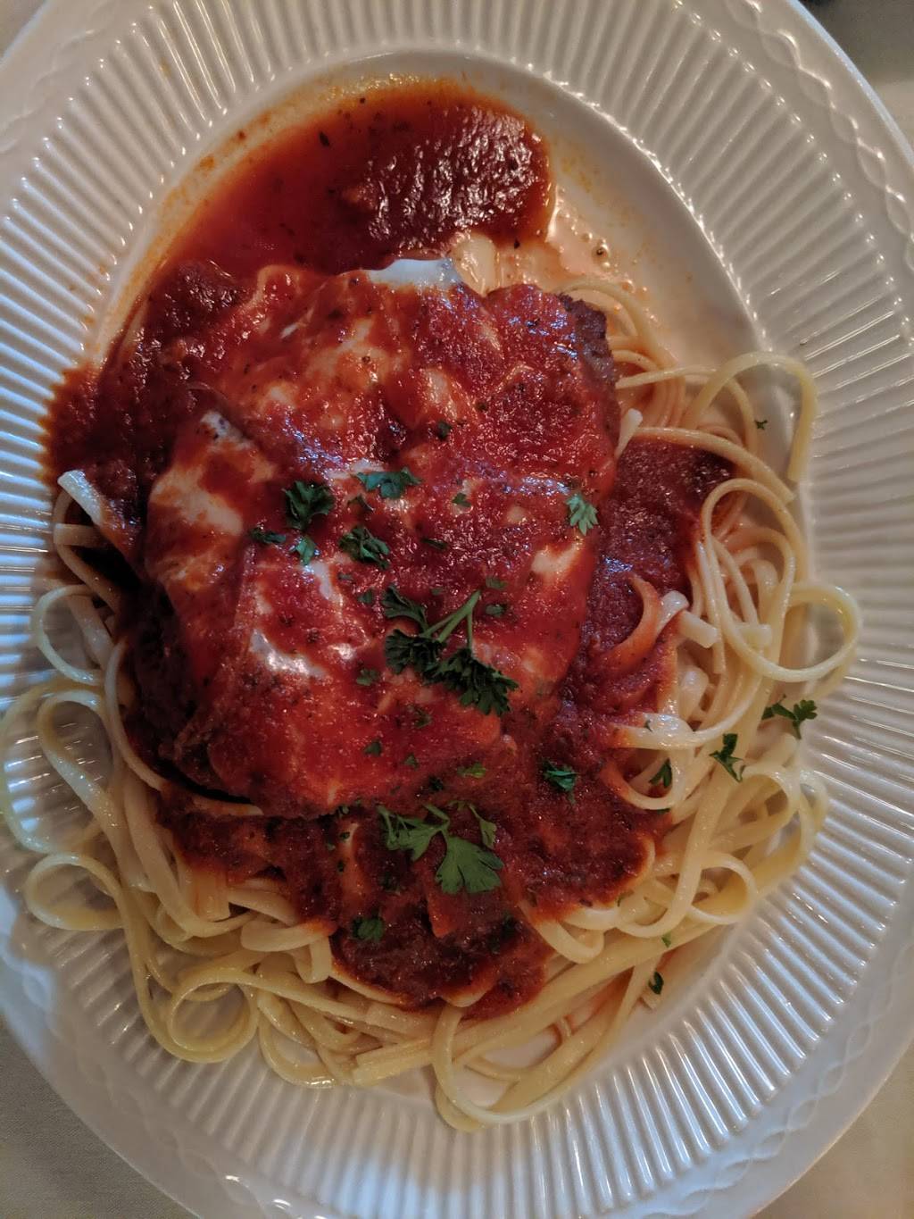 Charley Browns Restaurant | restaurant | 1675 Penfield Rd, Rochester, NY 14625, USA | 5853859202 OR +1 585-385-9202