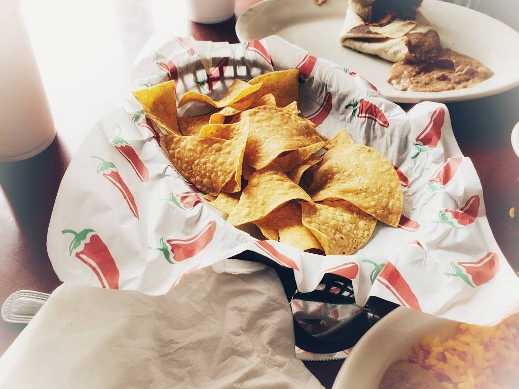 Izzys Mexican Flat Grill | restaurant | 25702 E Admiral Pl, Catoosa, OK 74015, USA | 9183790903 OR +1 918-379-0903