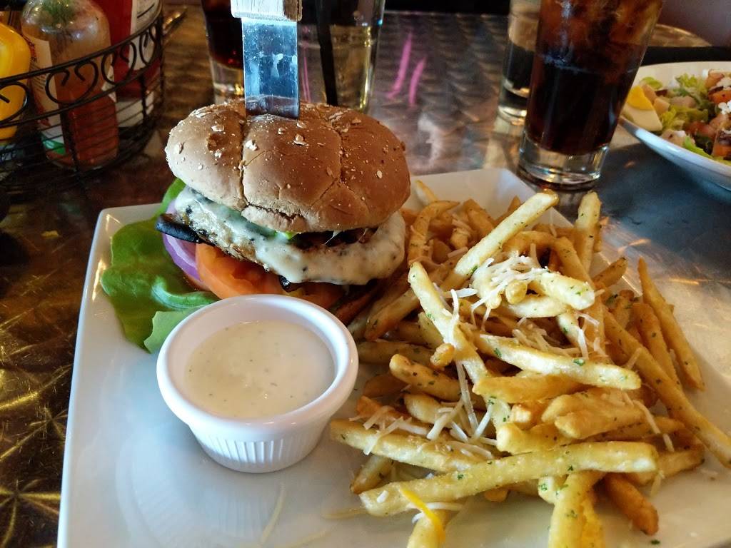 Kickn Mule Restaurant and Sports Bar | restaurant | 2901 W Capitol Ave, West Sacramento, CA 95691, USA | 9165720264 OR +1 916-572-0264