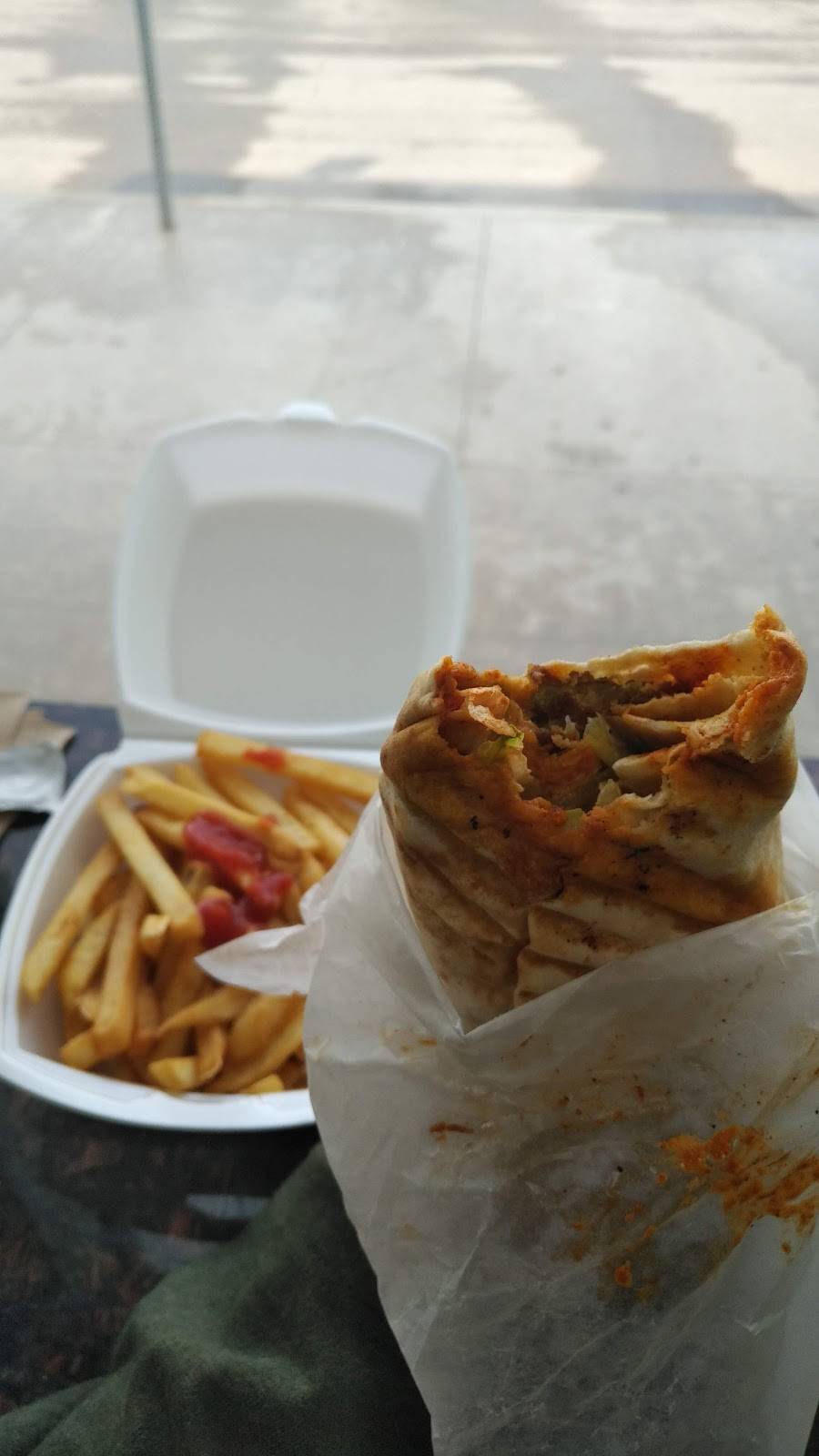 Lazeez Shawarma | restaurant | 190 Clair Rd E, Guelph, ON N1L 0G6, Canada | 5197673333 OR +1 519-767-3333