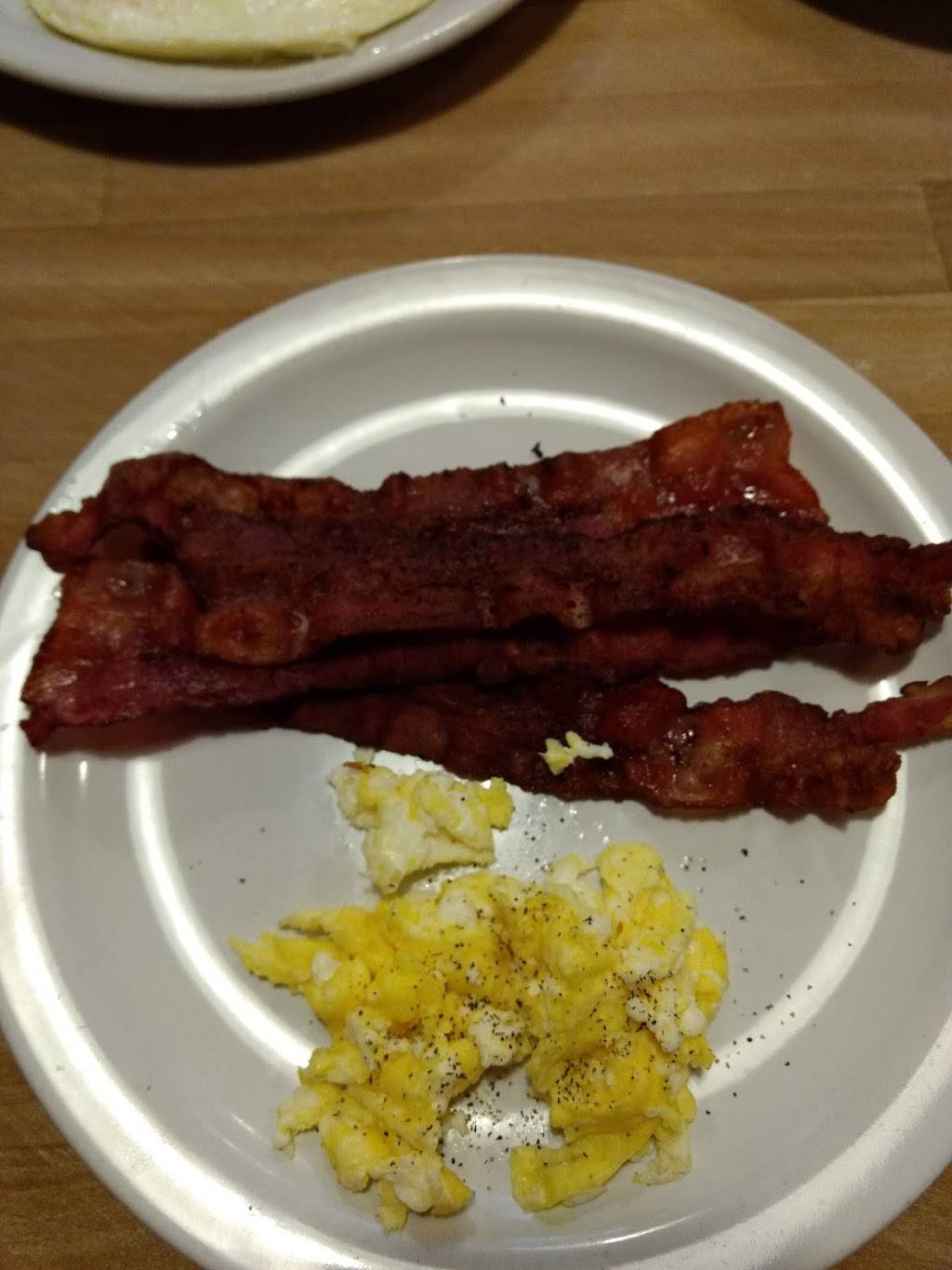 Rubattinos Restaurant | restaurant | 808 S 3rd St, Renton, WA 98057, USA | 4252553143 OR +1 425-255-3143