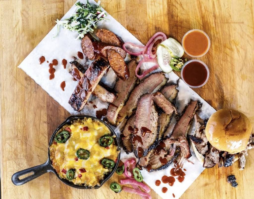 Holy Hog Barbecue | restaurant | 420 E Linton Blvd Suite 800, Delray Beach, FL 33483, USA | 5618948696 OR +1 561-894-8696