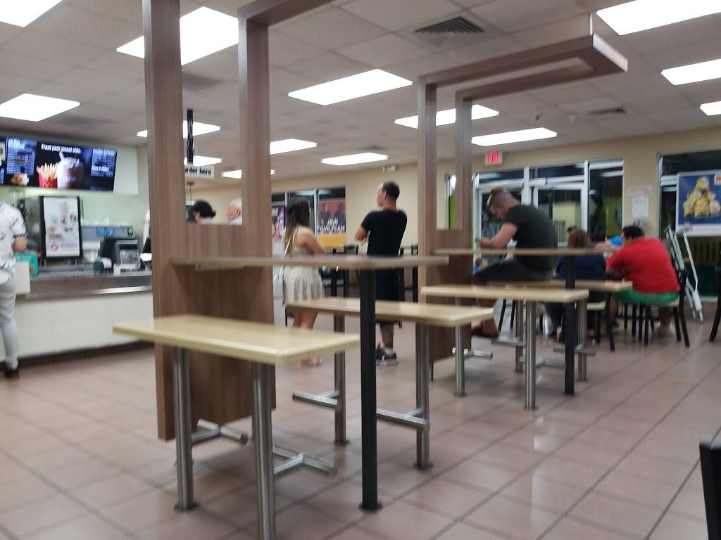 McDonalds | cafe | 13702 SW 56th St, Miami, FL 33175, USA | 3053871356 OR +1 305-387-1356