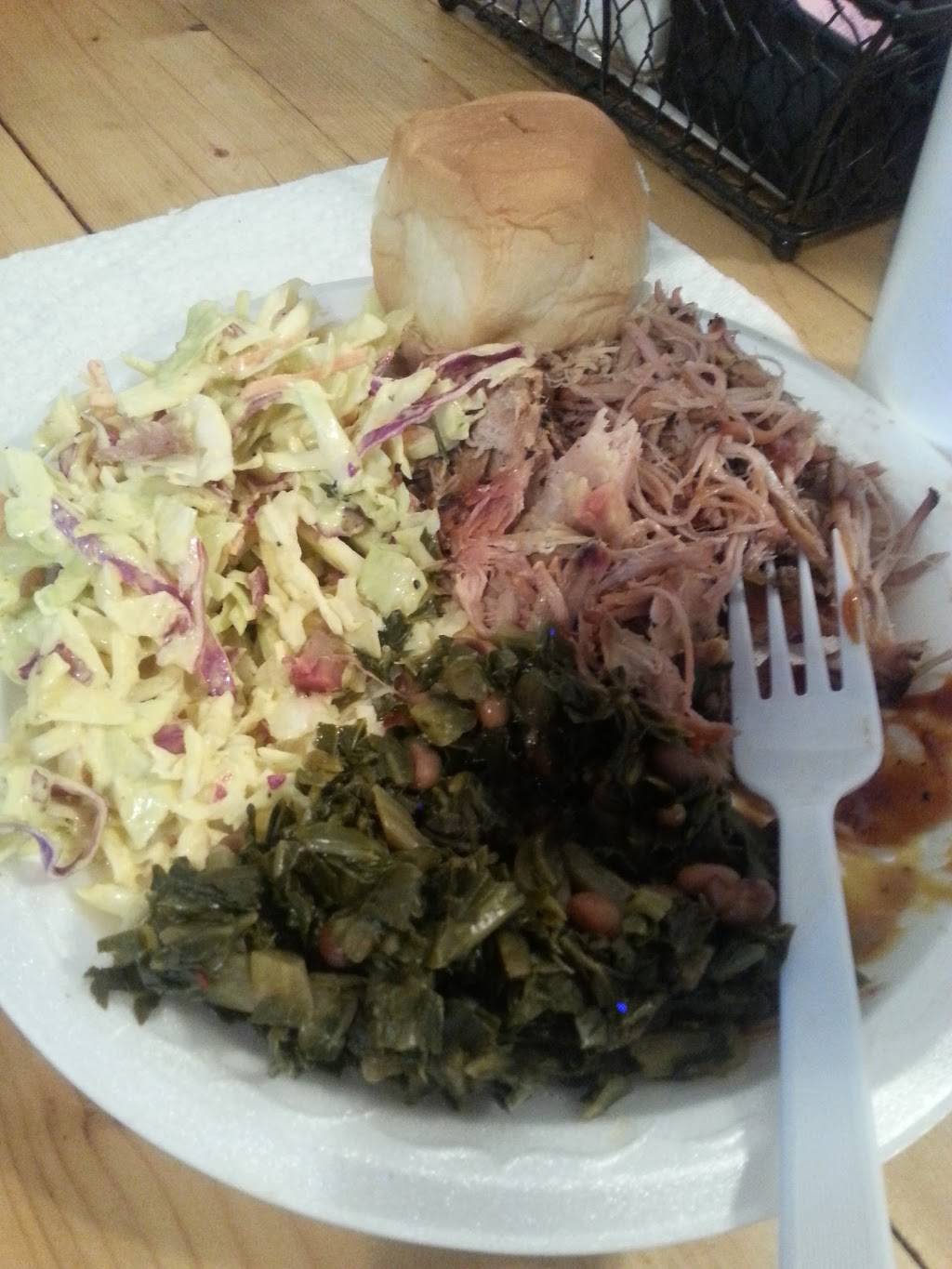 Smoky Blues Barbeque | restaurant | 458 Oak Grove Rd, Spartanburg, SC 29301, USA | 8645871807 OR +1 864-587-1807