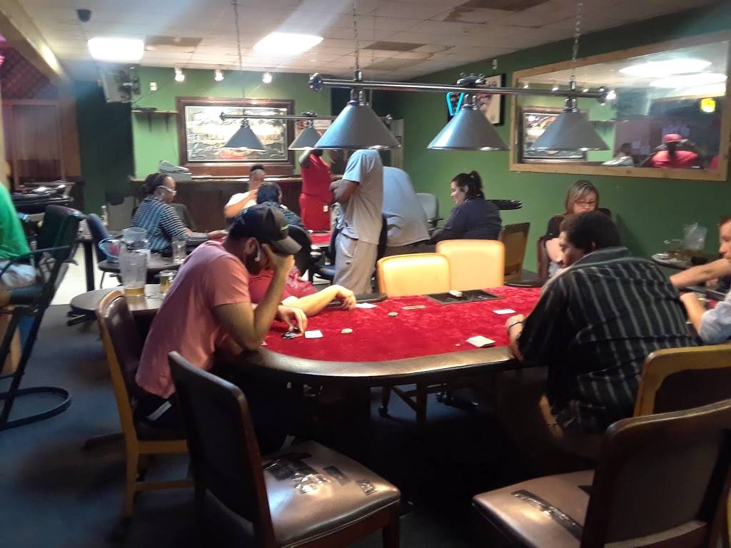 Bogies Billiards East | restaurant | 3040 Farm to Market 1960 E SUITE 101, Houston, TX 77073, USA | 2818694290 OR +1 281-869-4290