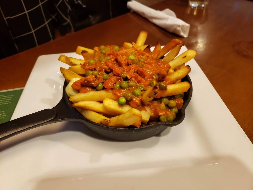 The Fox: A Firkin Pub | restaurant | 51 Eglinton Ave E, Toronto, ON M4P 1G7, Canada | 4164800200 OR +1 416-480-0200