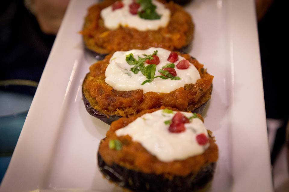 The Maharaja - A Boutique Indian Restaurant | restaurant | 4646 Heritage Hills Blvd #3, Mississauga, ON L5R 1Y3, Canada | 9055072444 OR +1 905-507-2444