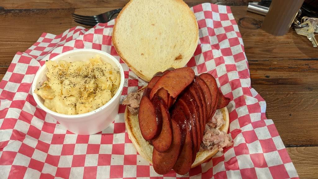 Rays BBQ | restaurant | 1060 SW 4th St #250, Moore, OK 73160, USA | 4052373840 OR +1 405-237-3840