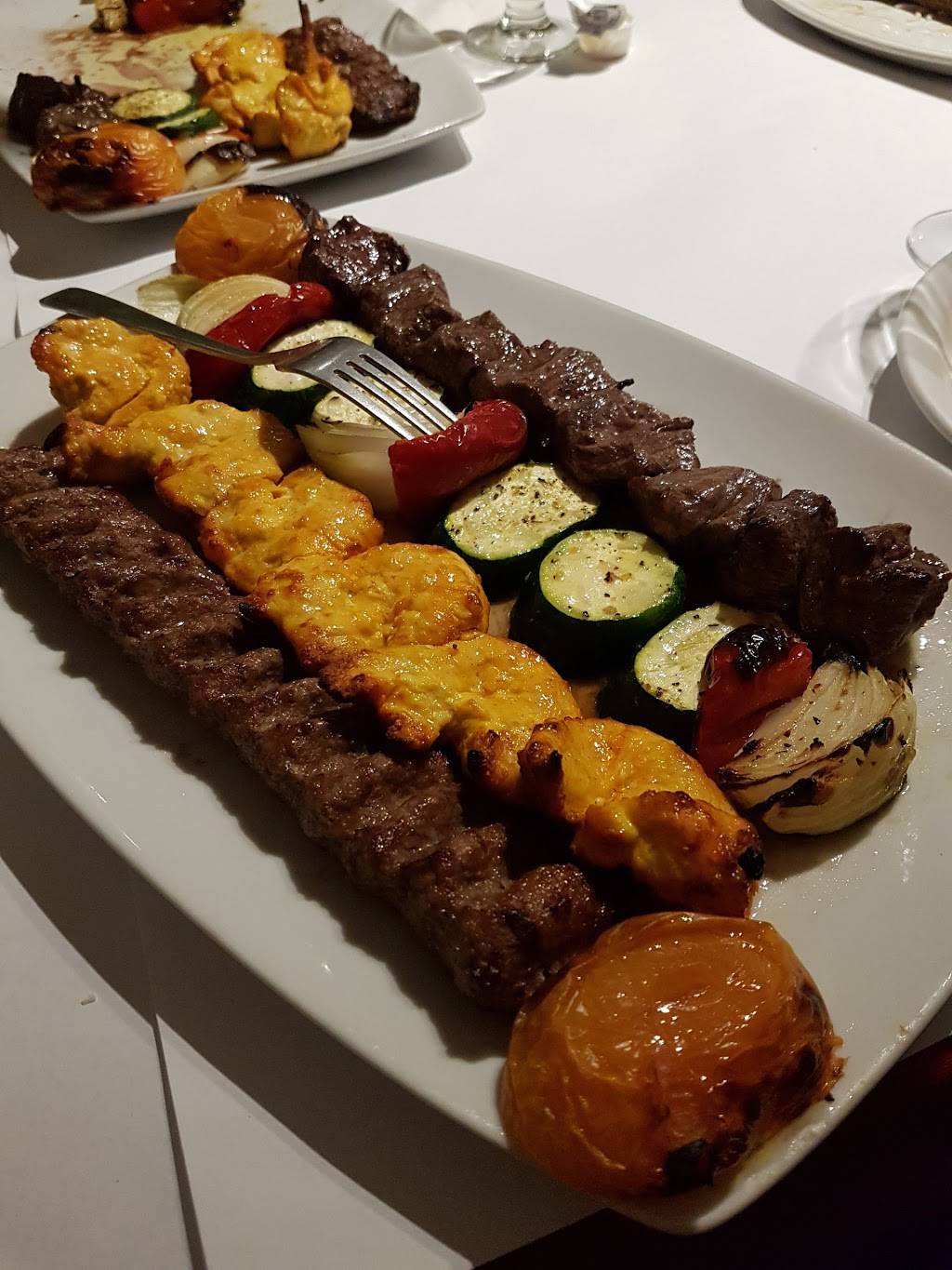 Quartier-Perse | restaurant | 4241 Boulevard Décarie, Montréal, QC H4A 3K4, Canada | 5144886367 OR +1 514-488-6367