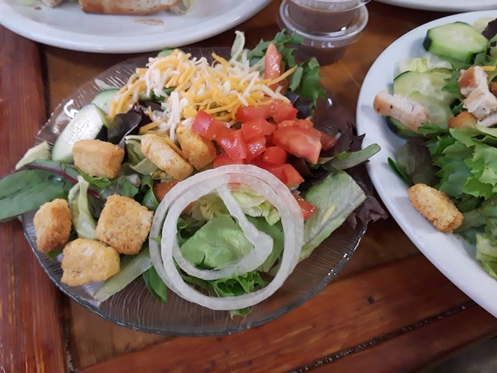 Roberts Frosty | restaurant | 35297 CA-41, Coarsegold, CA 93614, USA | 5596835022 OR +1 559-683-5022