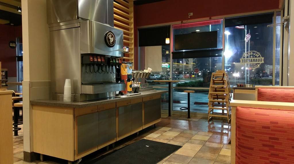 QDOBA Mexican Eats | restaurant | 333 E 81st Ave #125, Merrillville, IN 46410, USA | 2197939349 OR +1 219-793-9349