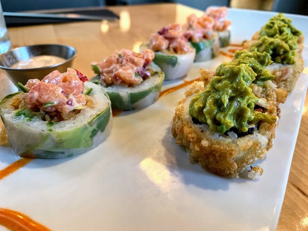 Sushi Taxi | restaurant | 200 Boulevard Saint-Joseph B, Drummondville, QC J2C 2A8, Canada | 8198503335 OR +1 819-850-3335