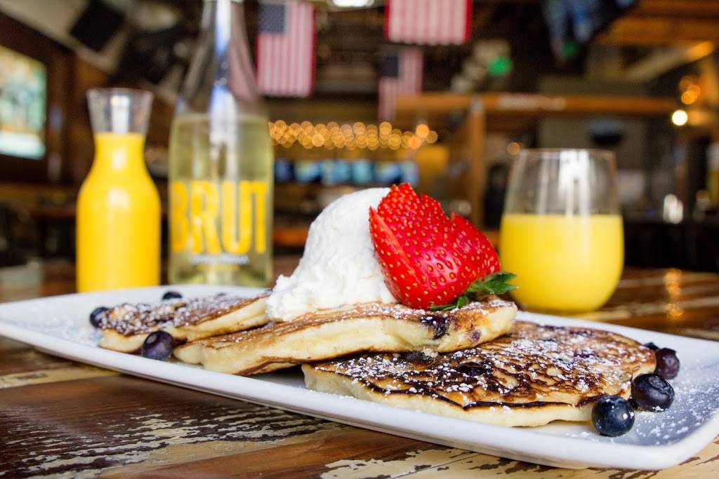 The Local Eatery & Drinking Hole | restaurant | 1065 Fourth Ave, San Diego, CA 92101, USA | 6192314447 OR +1 619-231-4447