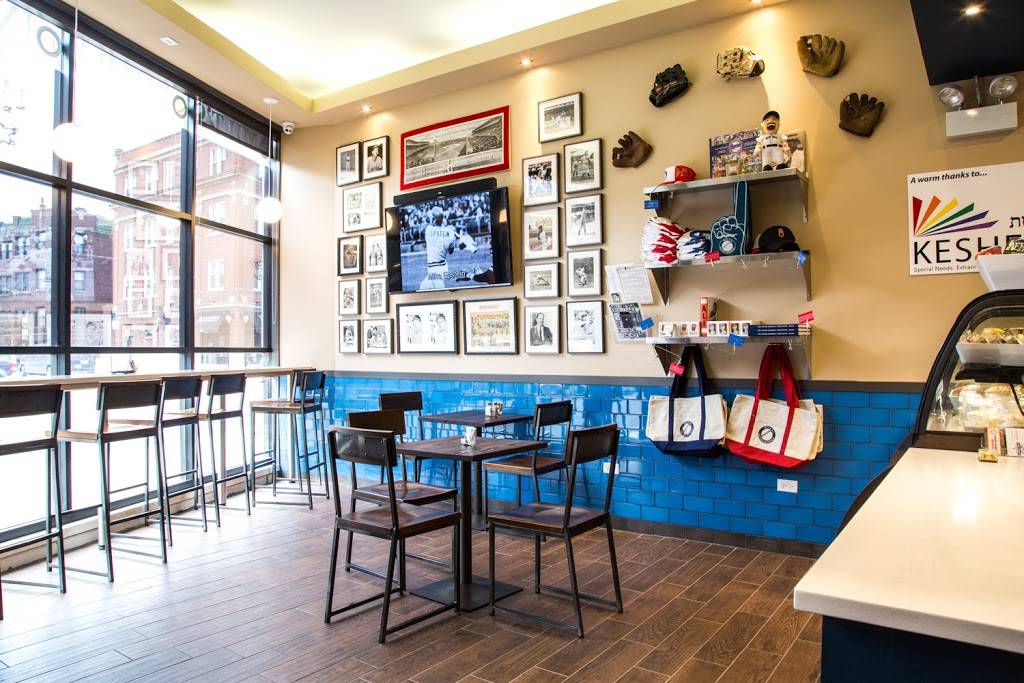 Milts Extra Innings | restaurant | 3409 N Broadway, Chicago, IL 60657, USA | 7736616384 OR +1 773-661-6384