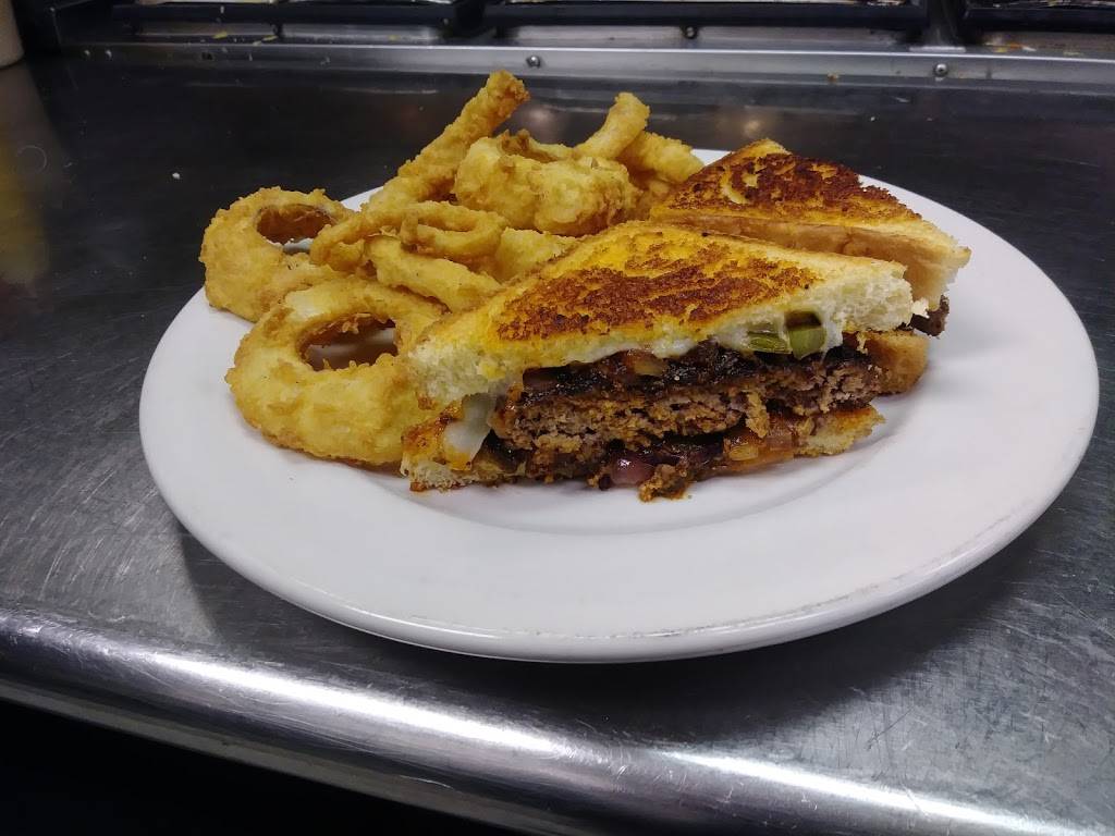 Dales Family Restaurant | restaurant | 5209 Thompson Rd, Indianapolis, IN 46237, USA | 3177578626 OR +1 317-757-8626